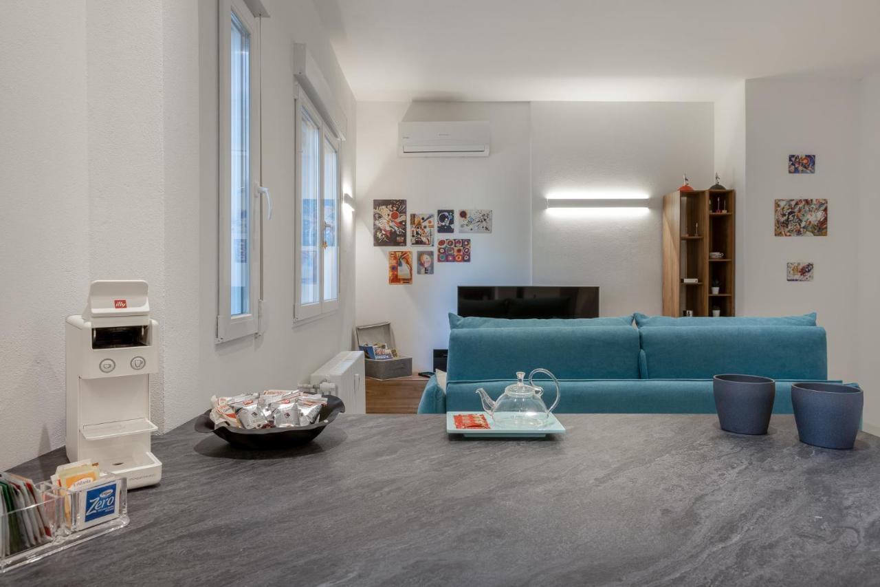 Rossetti 23/1 Apartment ตรีเอสเต ภายนอก รูปภาพ